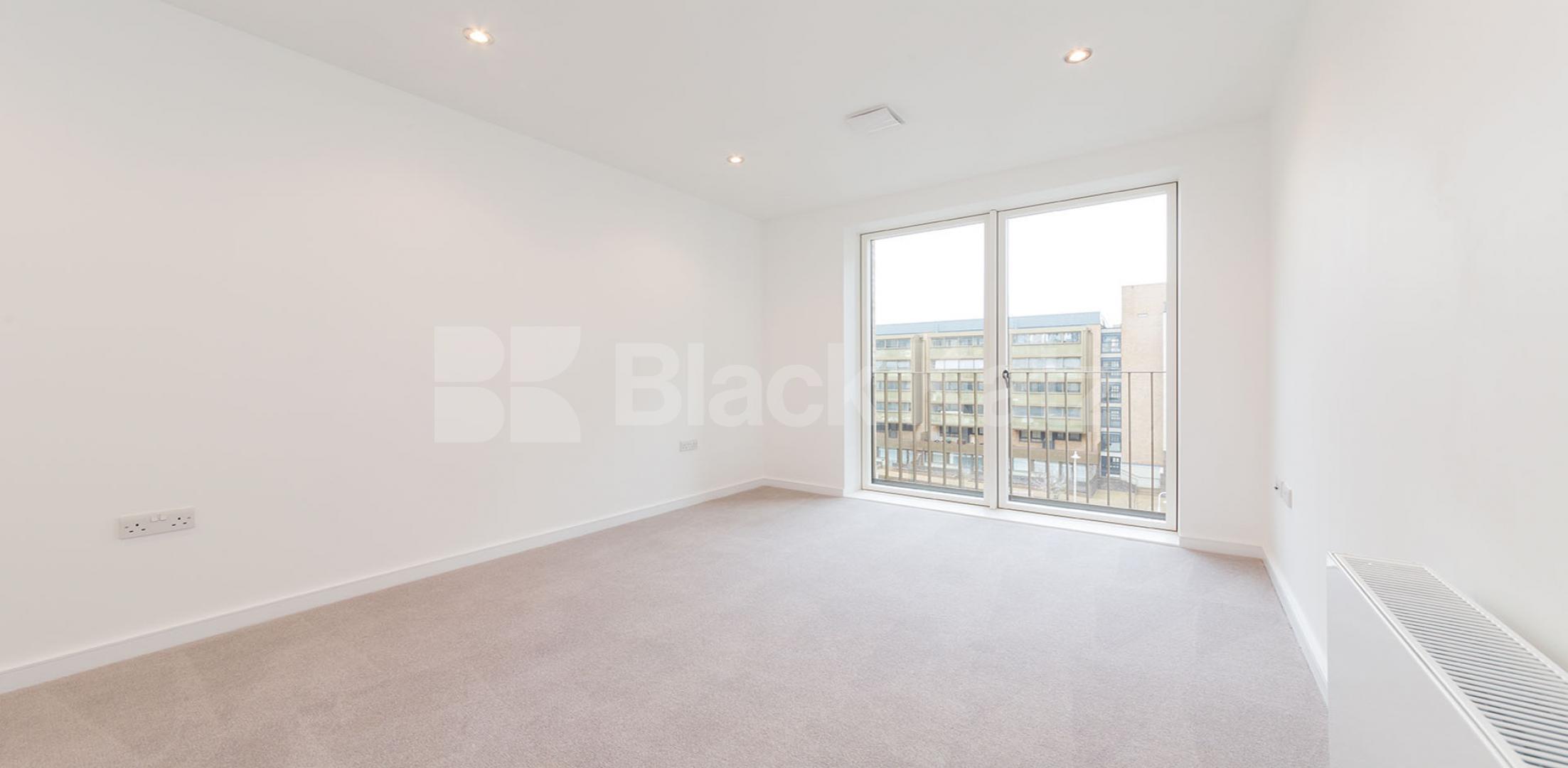 			NEW INSTRUCTION!, 2 Bedroom, 1 bath, 1 reception Apartment			 MURRAIN ROAD, FINSBURY PARK